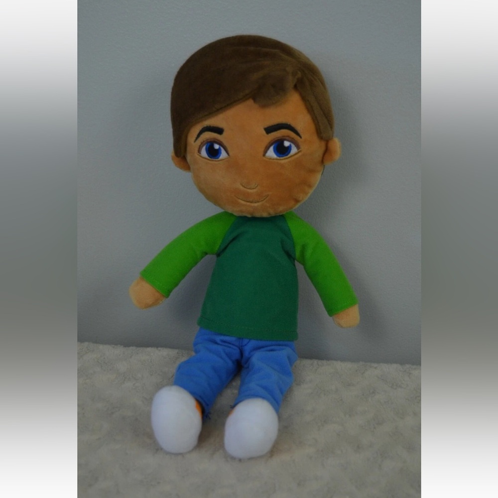 Little Passports Max Plush Stuffed Boy Doll Toy Green Shirt Blue Pants